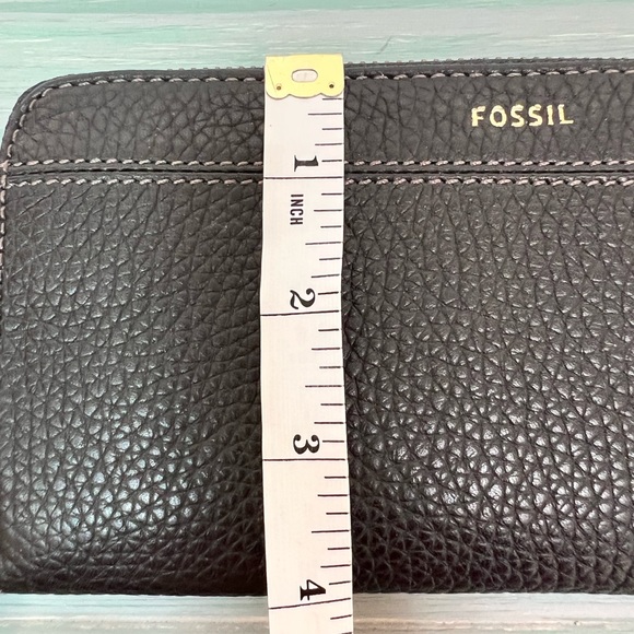 Fossil Leather Wallet NWOT - Picture 5 of 6